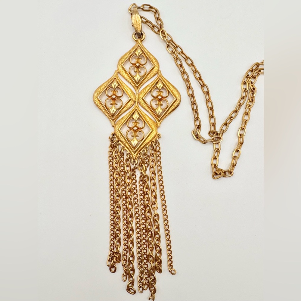Vintage 70s Large Gold Tone Tassel Pendant